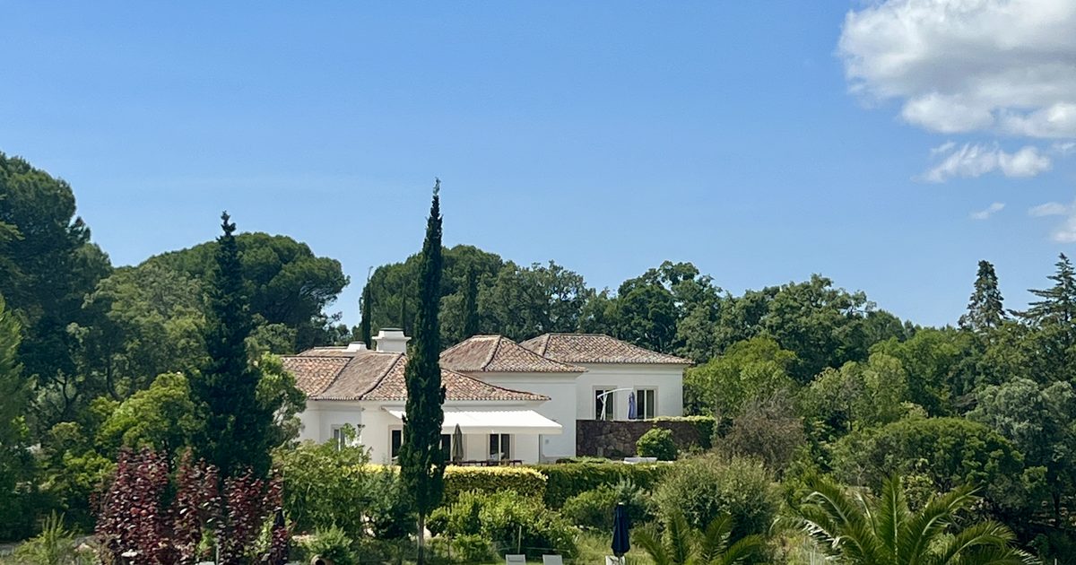 Manor House